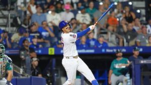Mark Vientos homers, drives in four as Mets beat Mariners 7-3 in 2025 MLB Little League Classic