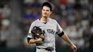 Max Fried struggles, Yankees bullpen implodes late in walk-off loss to Rangers, 8-5, in extra innings