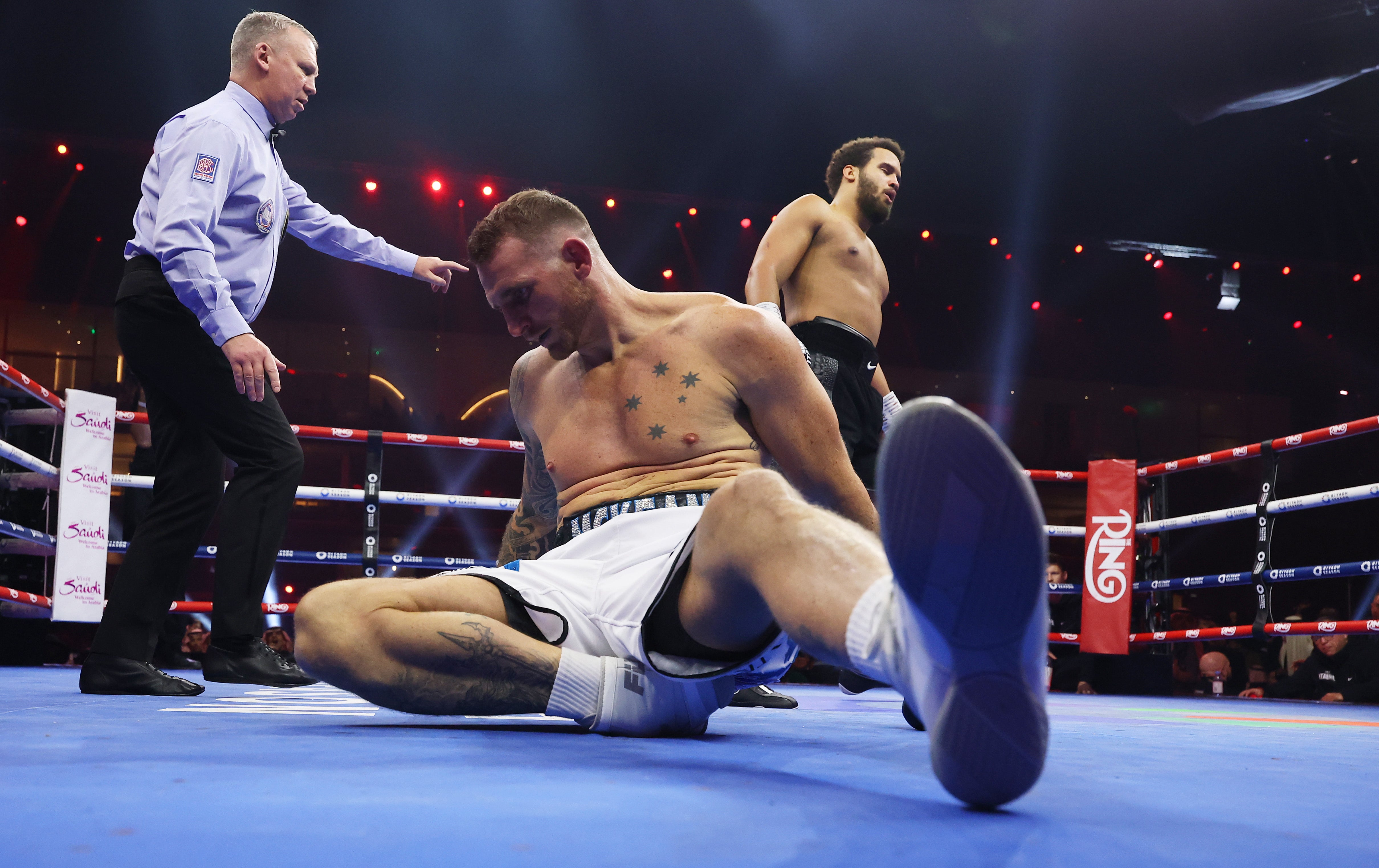 Moses Itauma (right) eviscerated Demsey McKean in the first round