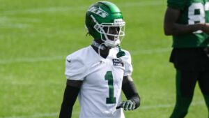 Sauce Gardner, Allen Lazard headline injured Jets on track for Week 1