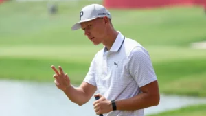 Matti Schmid’s golf scorecard to start FedEx St. Jude Championship may have never been done before