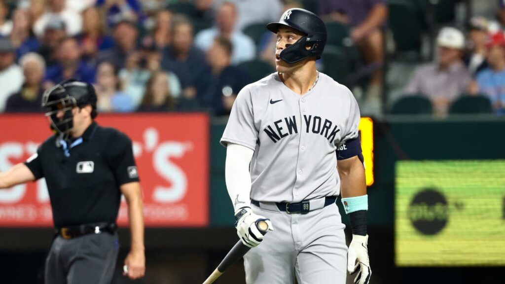 Yankees' offense a no-show, Devin Williams allows go-ahead runs in 2-0 loss to Rangers