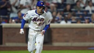 Mets' Mark Vientos continues hot stretch with two more clutch hits: ‘We’ve been missing that bat’