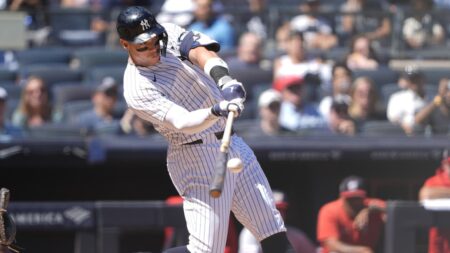 Yankees launch six homers, use nine-run third inning to rout Nationals and secure sweep