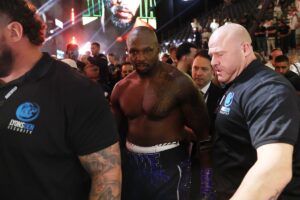 Dillian Whyte provides retirement update after early KO by Moses Itauma