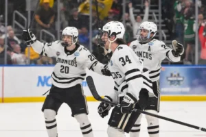 6 College Hockey Teams Blackhawks Fans Must Watch In 2025-26