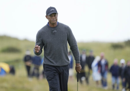 Tiger Woods Sends Strong Message to Retiring CBS Broadcaster on Sunday