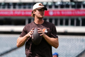 Raiders trading for Browns QB Kenny Pickett after Aidan O’Connell’s wrist injury