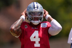 Jerry Jones didn’t respond to Micah Parsons’ trade request — but here’s what Dak Prescott told the Cowboys star rusher
