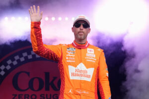 Hamlin’s Cup title quest begins as antitrust battle with NASCAR heats up
