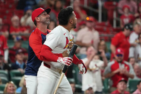 Cardinals catcher Willson Contreras suspended 6 games by MLB for bat toss meltdown against Pirates