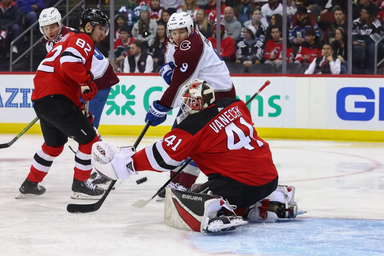 Vitek Vanecek: How the Devils’ 30-Game Winner Became a Stanley Cup Backup