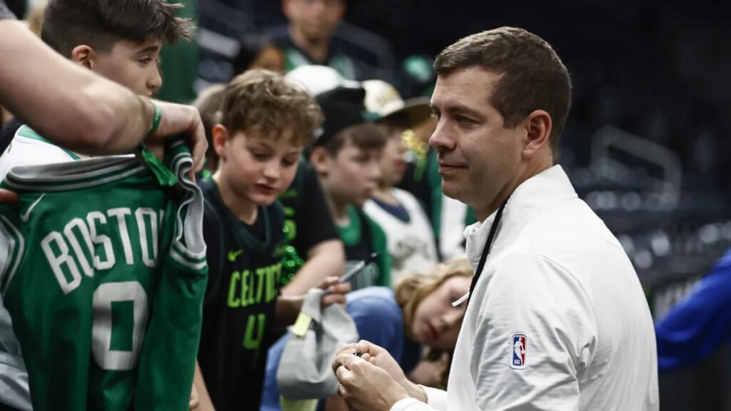 Making sense of Celtics’ Niang trade, Boucher signing – NBC Sports Boston