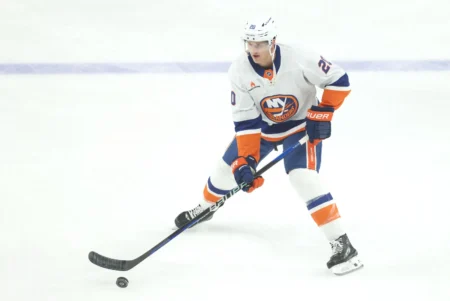 Columbus Blue Jackets Sign Hudson Fasching To One-Year Contract