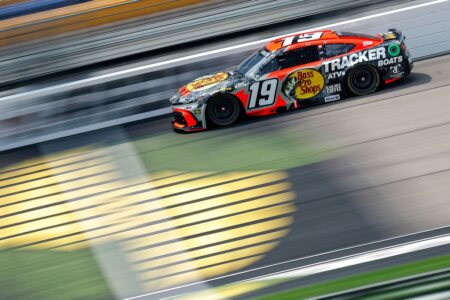 Chase Briscoe stars again in NASCAR Cup qualifying with Iowa Speedway pole