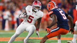 Caesars Sportsbook promo code for Week 0 college football games: Betting picks for Hawaii-Stanford, more