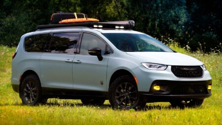 Chrysler’s Overlanding Van Concept Has the Coolest Badge Ever