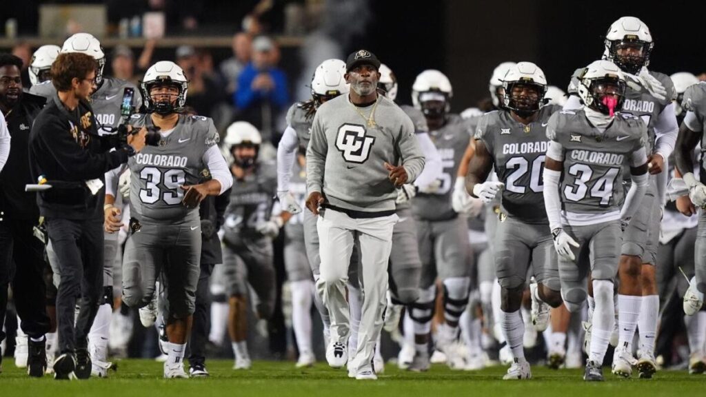 2025 Week 1 college football bets, odds, free picks: Model backing Colorado, Auburn vs. Baylor Under on Friday