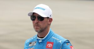 Denny Hamlin hits the wall at Daytona, limps around track while arguing with crew chief Chris Gayle