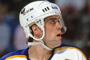 NHL Nugget: Pat LaFontaine's Hockey Beginnings Weren't Without Adversity