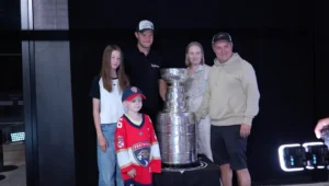 Sasha Barkov enjoys 'more relaxed' Stanley Cup day in Tampere that included home cooking, sauna