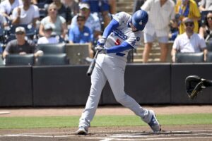 Dodgers manufacture enough offense to slip past Tampa Bay Rays