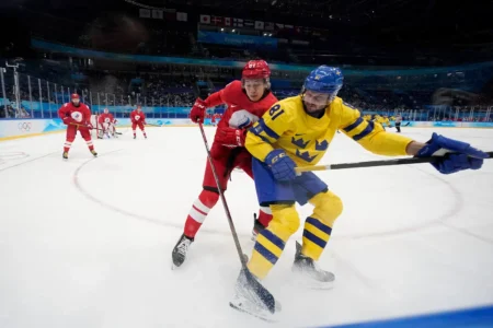 Devils Prospect Arseni Gritsyuk Eyes Calder Trophy, Playoff Run