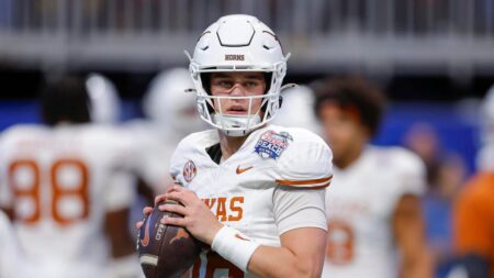 College football 2025: Looking ahead to marquee Week 1 showdown between Texas and Ohio State