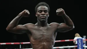 Frank Warren signs two top light-heavyweights
