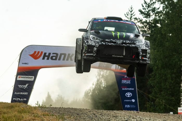 Oliver Solberg, Elliott Edmondson, Printsport Toyota GR Yaris Rally