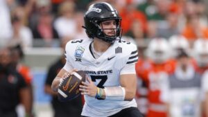 2025 Week 0 college football betting picks, odds, bets: This Saturday college football parlay pays almost 6-1