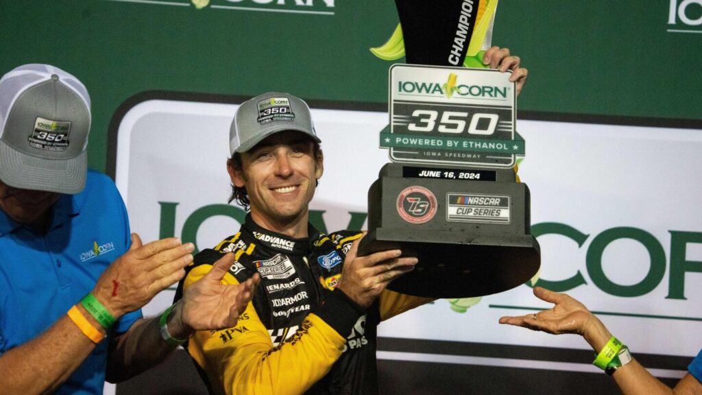 How to watch Sunday’s Cup race at Iowa Speedway: Start time, TV info and weather