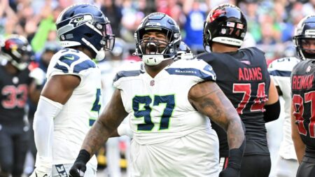 No timetable for Seahawks DT Johnathan Hankins to return from back injury