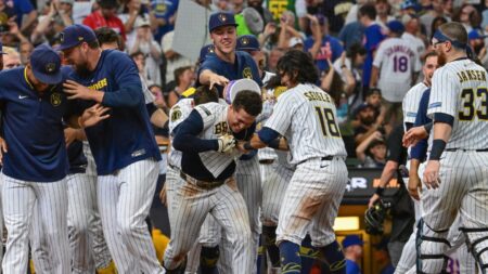 MLB Power Rankings: Brewers and Mariners streaking, reeling Mets fall out of top 10
