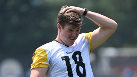 Steelers QB Will Howard out at least three weeks with broken bone in hand
