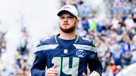 Seahawks plan to play starters, if only briefly, Friday night