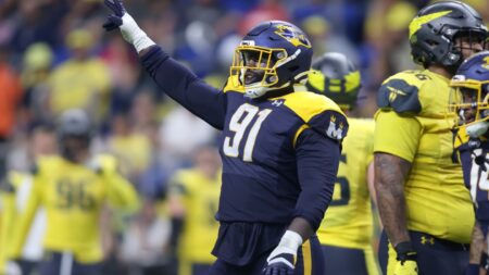 Titans add UFL defensive lineman Josiah Bronson
