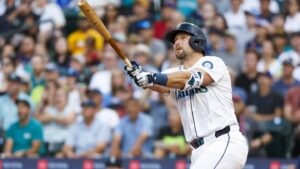 Cal Raleigh hits 50th homer, joining Mickey Mantle as switch-hitters to reach mark