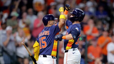 Astros’ Isaac Paredes will rehab hamstring injury instead of undergoing season-ending surgery