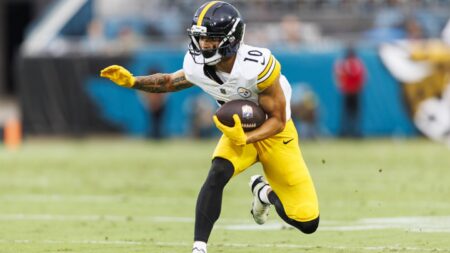 Aaron Rodgers sees big potential for receiver Roman Wilson in Steelers’ offense