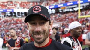 Klay Kubiak will call the offensive plays for the 49ers on Saturday