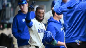 Mariners’ Victor Robles suspended 10 games for throwing bat at pitcher