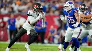 Shilo Sanders no longer earning NFL paychecks, but still gets fined for throwing punch