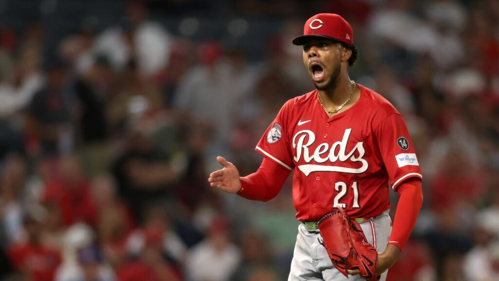 Reds at Dodgers Prediction: Odds, expert picks, starting pitchers, betting trends, and stats for August 25