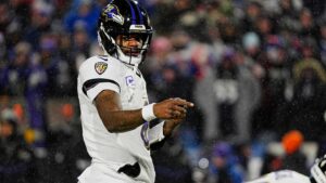 Matthew Berry’s updated and expanded positional rankings for 2025 fantasy football season