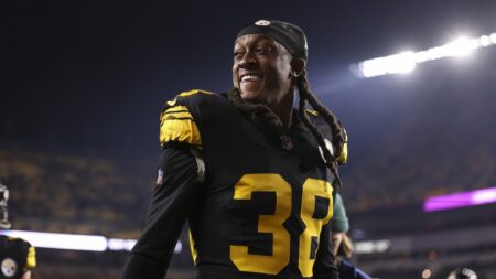 Raiders sign S Terrell Edmunds