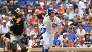 Cubs OF Kyle Tucker played with a small fracture in his right hand after he got hurt in June