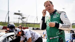 What to watch for in today’s NASCAR Cup race at Iowa Speedway
