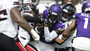 Vikings WR Jordan Addison, Tai Felton exit practice with injuries