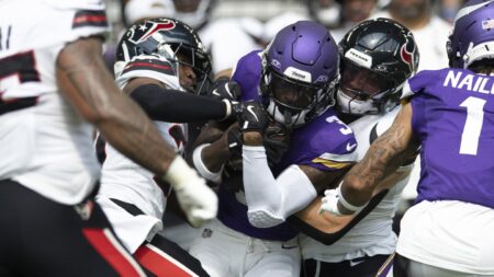 Vikings WR Jordan Addison, Tai Felton exit practice with injuries